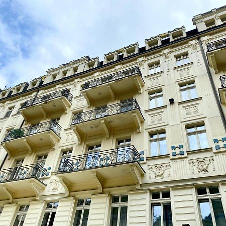 Apartma Marie 1880 Karlovy Vary Dış mekan fotoğraf